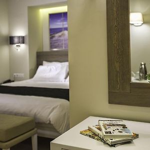 Standard Zimmer mit Kingsize-Bett